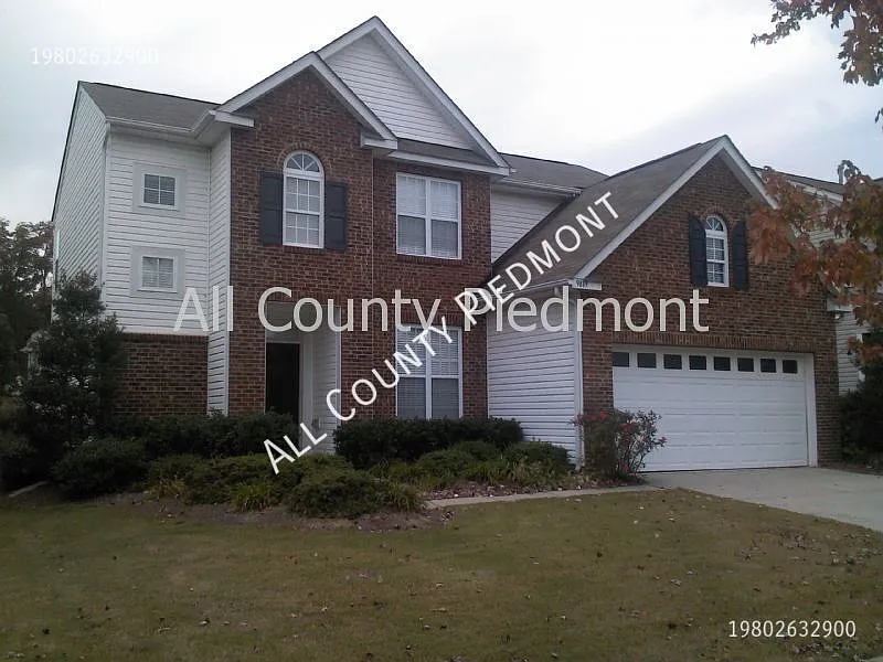 9819 Forest Run Ln