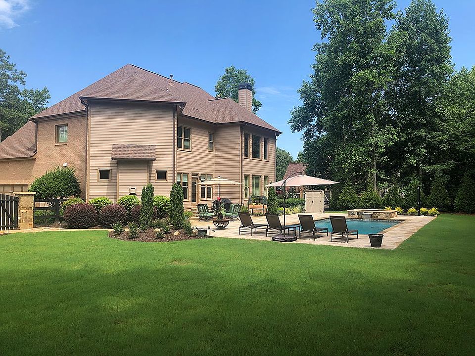 2nd image of 16265 Laconia Ln