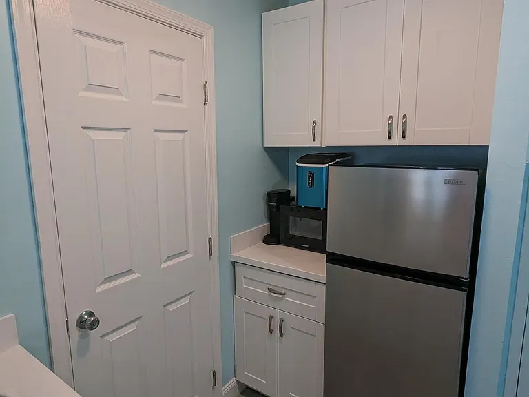 725 Allen Dr #A125 — Photo 20