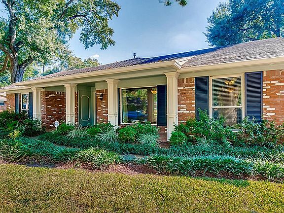 3rd image of 6419 Woodbrook Ln
