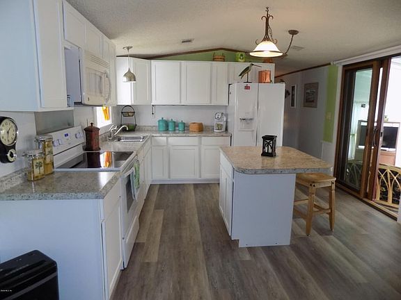 4th image of 15091 SE 103rd Ave