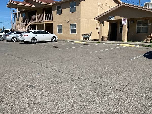 1st image of 627 Fonseca Dr #1