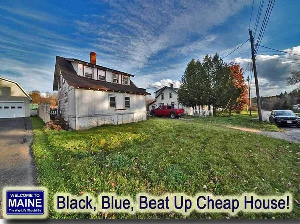 32 Cary Street, Houlton, ME 04730