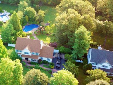 16 Dupont Court, Dix Hills, NY, 11746