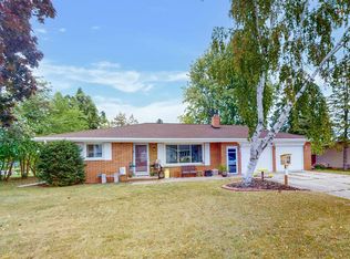 459 Park St, Pulaski, WI 54162