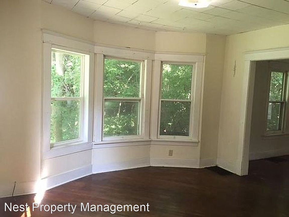 1st image of 330 Orchard Ct