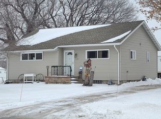 1065 Getty St, Sauk Centre, MN 56378