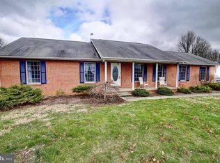 492 Lloyd Rd, Summit Point, WV 25446