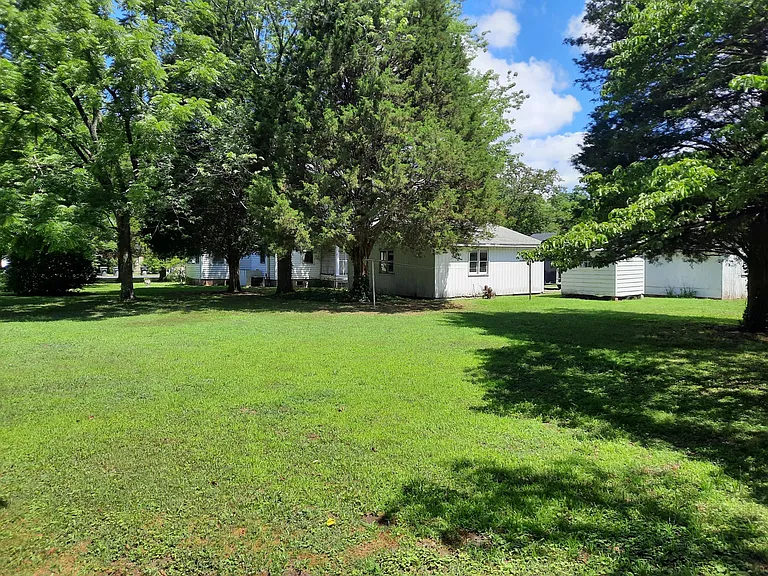318 Harpersville Rd — Photo 3