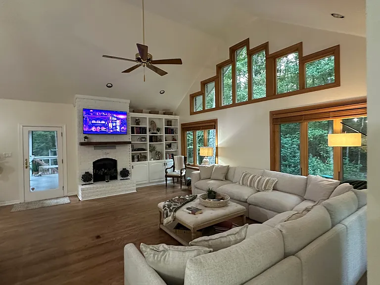 205 E Deer Run — Photo 36