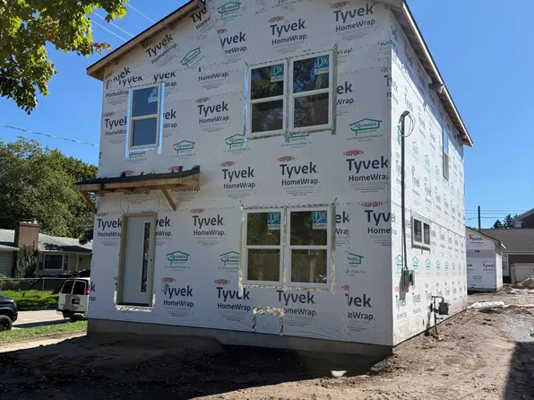 1115 W Grand Ave, Muskegon, MI 49441