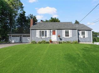 233 Harris Rd, Smithfield, RI 02917