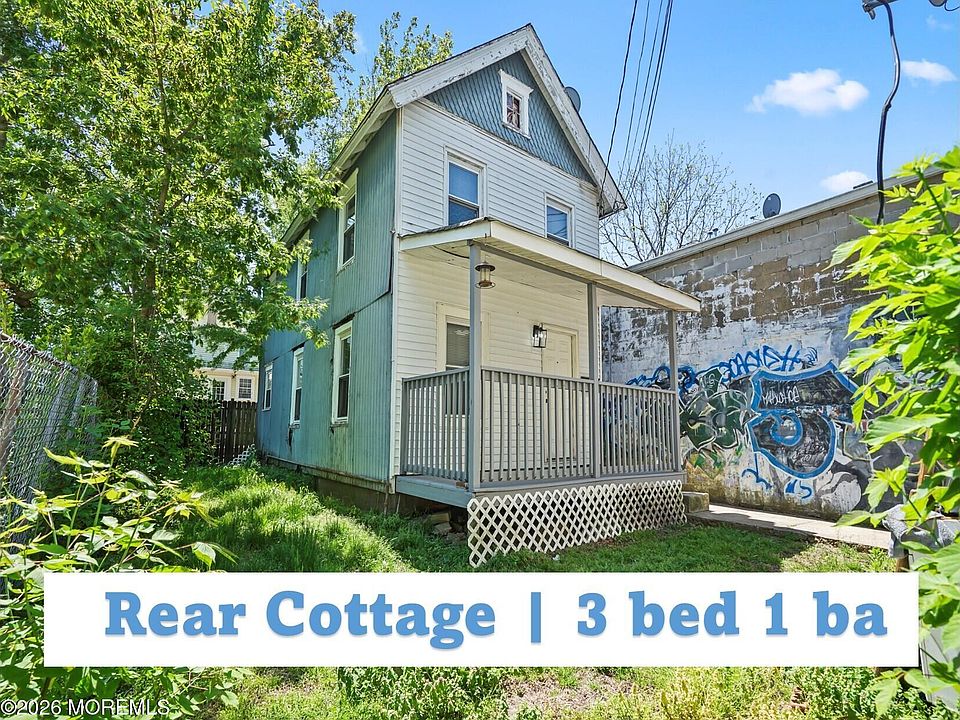 1st image of 1006 Sewall Ave #3