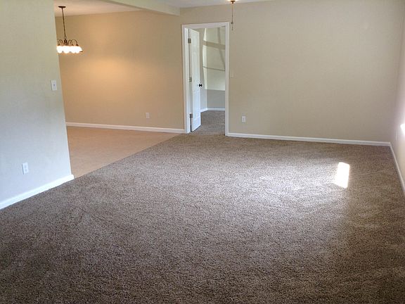 2nd image of 212 Katherine Pl NW