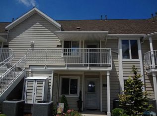 414 Portside Dr, Sandusky, OH 44870