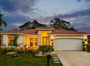 1313 N 30th Ct, Hollywood, FL 33021