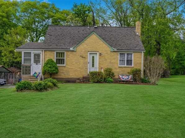 1100 Schweitzer Rd, McKeesport, PA 15135