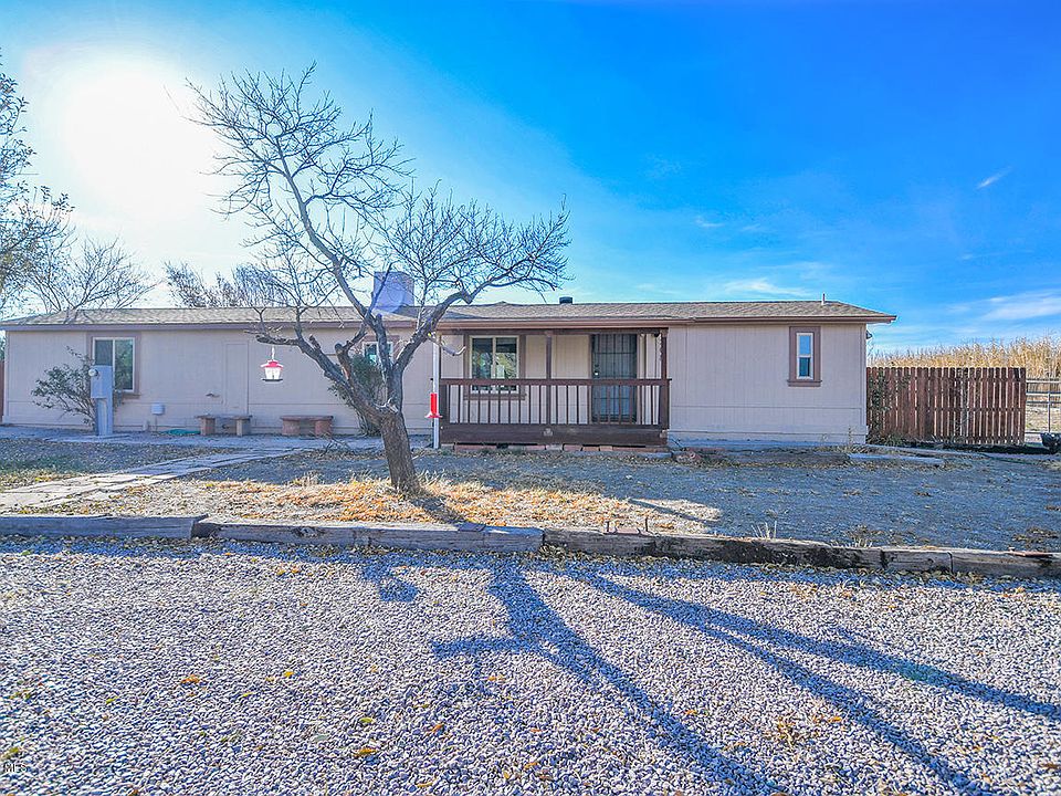 1st image of 208 E Liana Dr