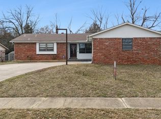 1930 S Bixby St, Sapulpa, OK 74066
