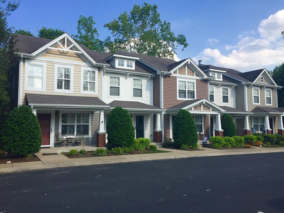 1st image of 406 Flintlock Ct