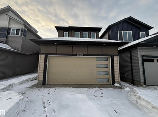 2028 210th St NW, Edmonton, AB