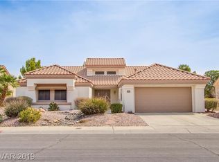 2708 Legend Dr, Las Vegas, NV 89134