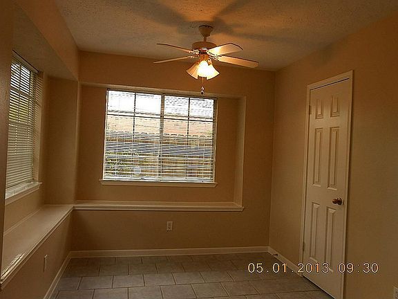 Breakfast room off kitchen area with half bath