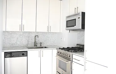 Rented by City Zen Realty