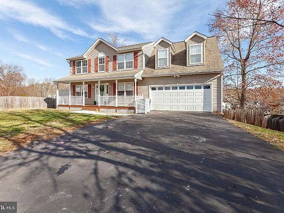 4th image of 11905 Hyacinth Ct