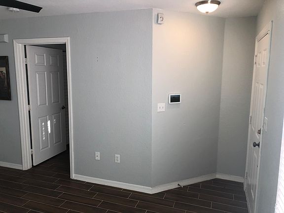 5th image of 9526 Lake Chase Island Way