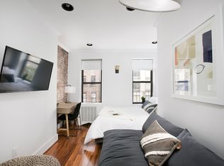 241 E 24th St #10C, New York, NY 10010