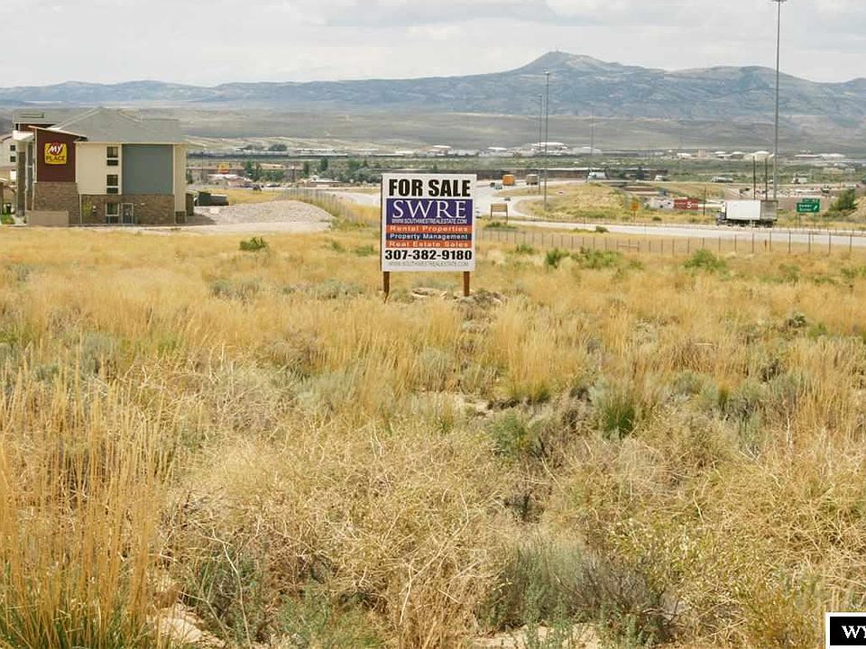 1st image of 800 Gateway Blvd
