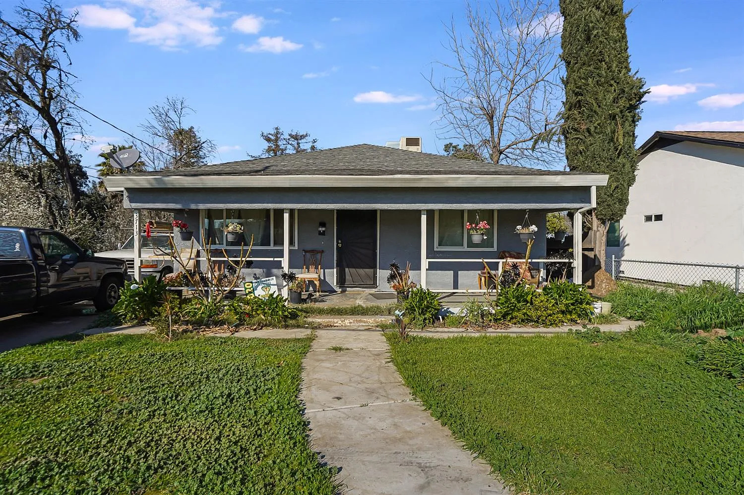 3713 45th Ave photo 1