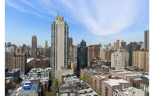 Sold by Douglas Elliman | media 29