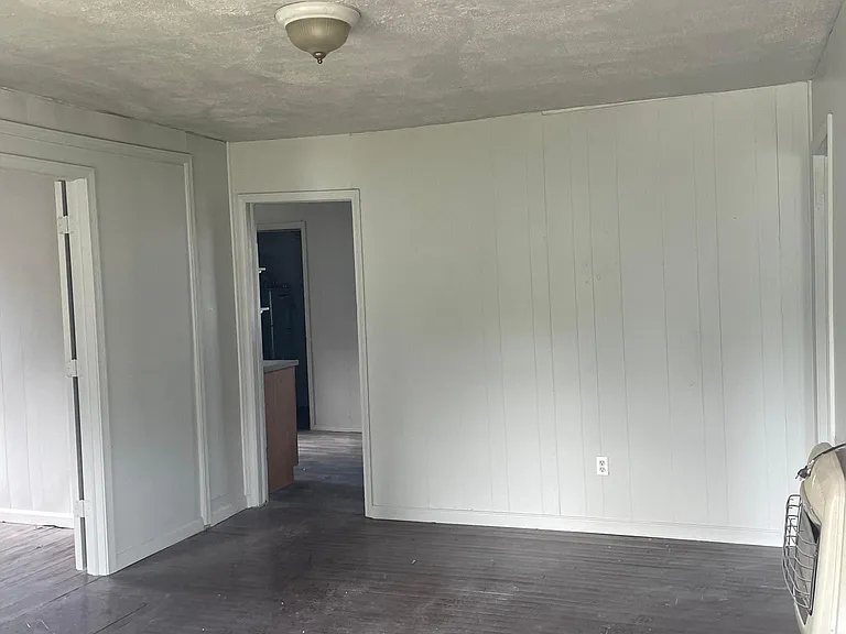 1630 N Aberdeen St — Photo 3