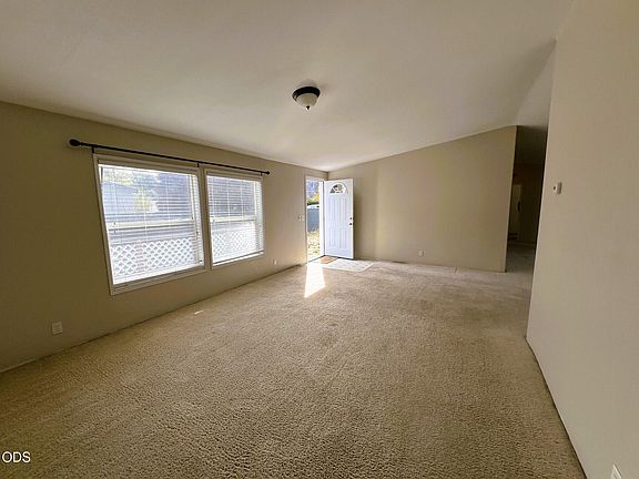 3rd image of 374 Joseph Cir