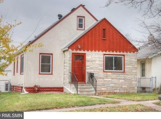 1056 Earl St, Saint Paul, MN 55106