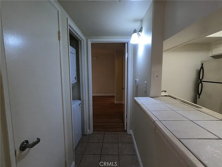 5060 Kester Ave #103 — Photo 8