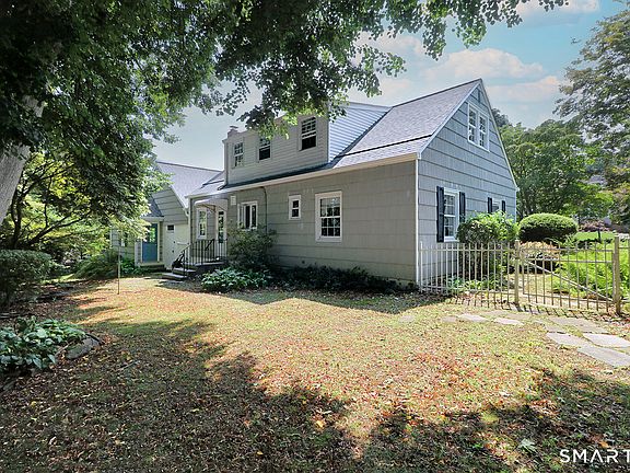 2nd image of 150 Lisbon Drive