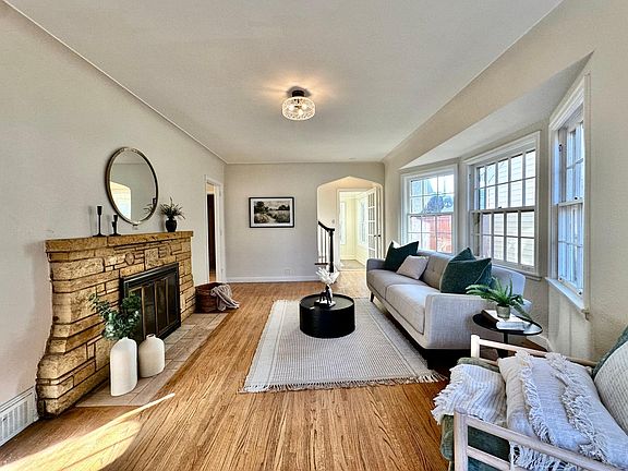 3rd image of 1246 Bayard Ave