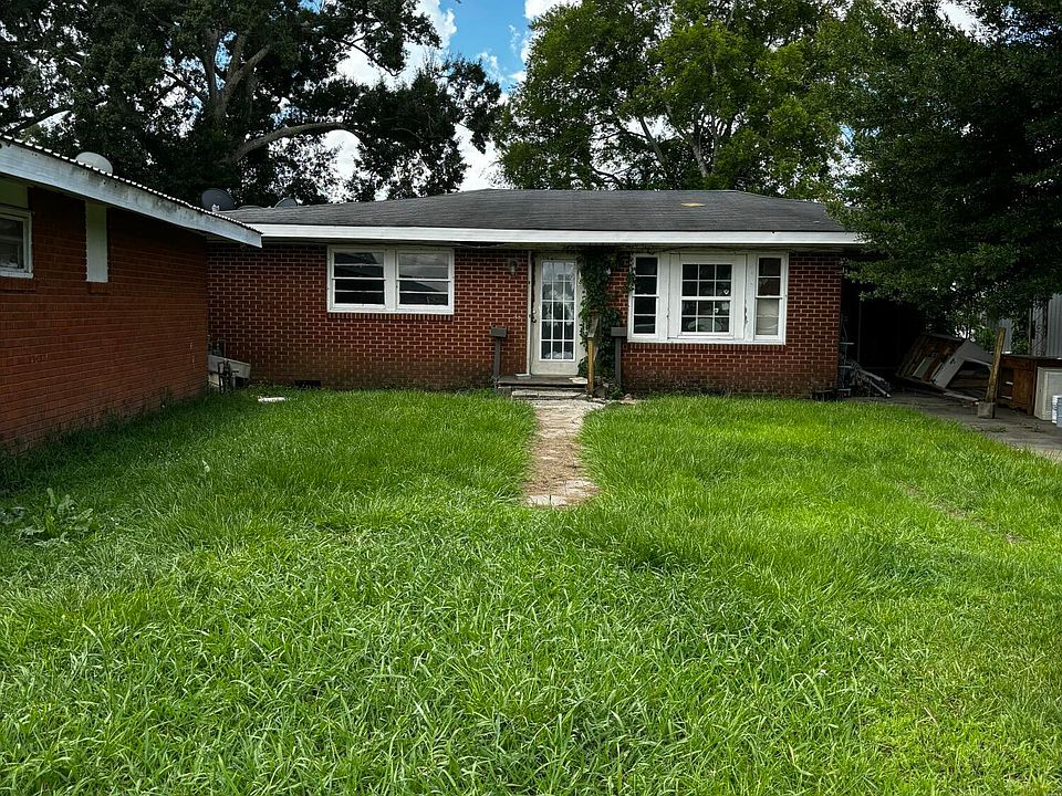 1st image of 518 & 520 E Martin Luther King Dr