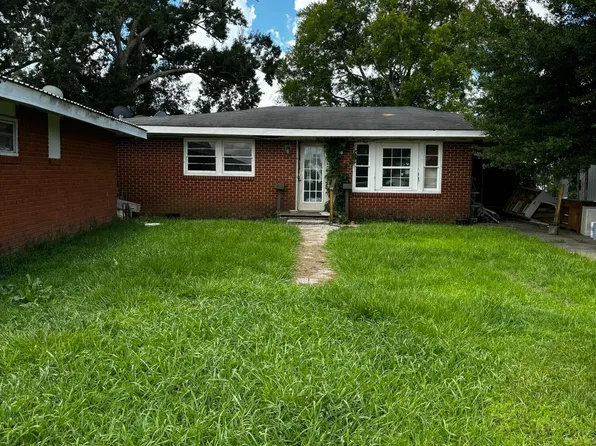 518 & 520 E Martin Luther King Dr, Sunset, LA 70584
