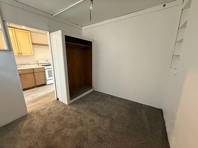 7595 Brighton Blvd — Photo 3