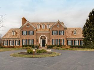400 Stablewood Ln, Lake Forest, IL