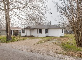 205 Garver St, Van Alstyne, TX 75495