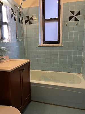 Rented by Alexiou Realty | media 3