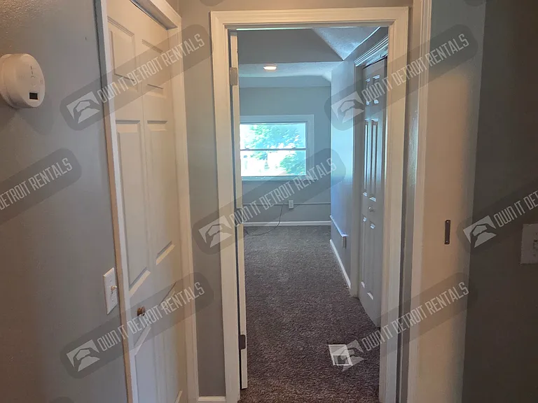 22889 Oakwood Ave — Photo 22
