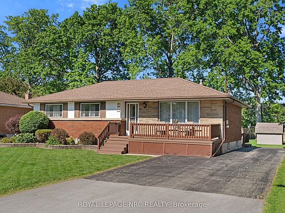 3rd image of 15 Carrol St