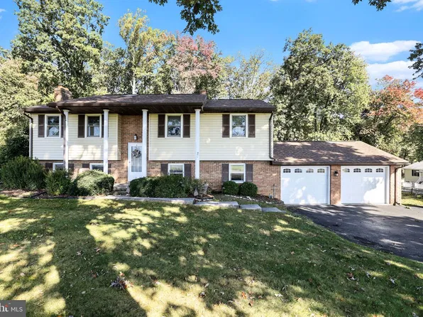 6401 Orefield Rd, Spring Grove, PA 17362