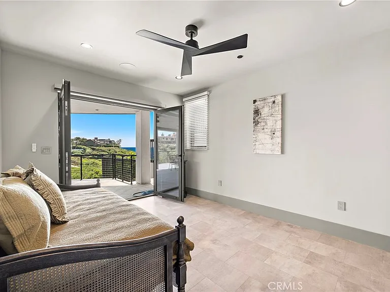 228 Hazel Dr — Photo 33